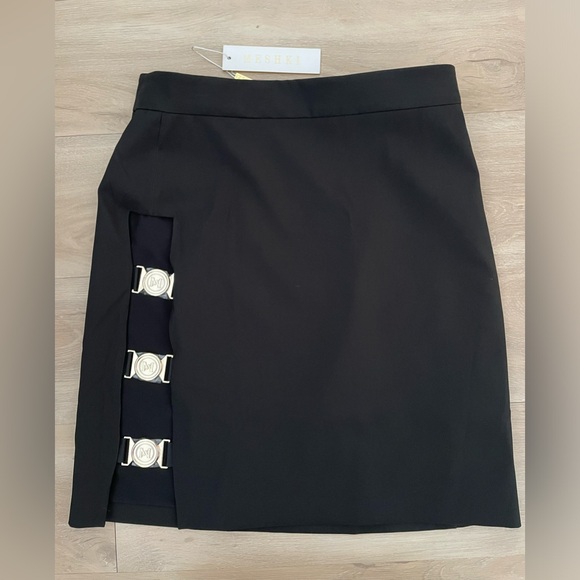 NWT Meshki Gold Buckle Mini Skirt - Picture 1 of 13